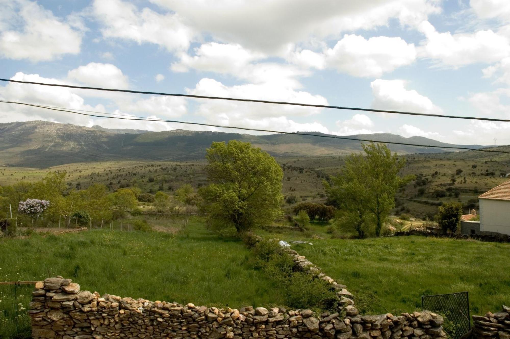 El Bulin De Paredes Villa Paredes de Buitrago Bagian luar foto